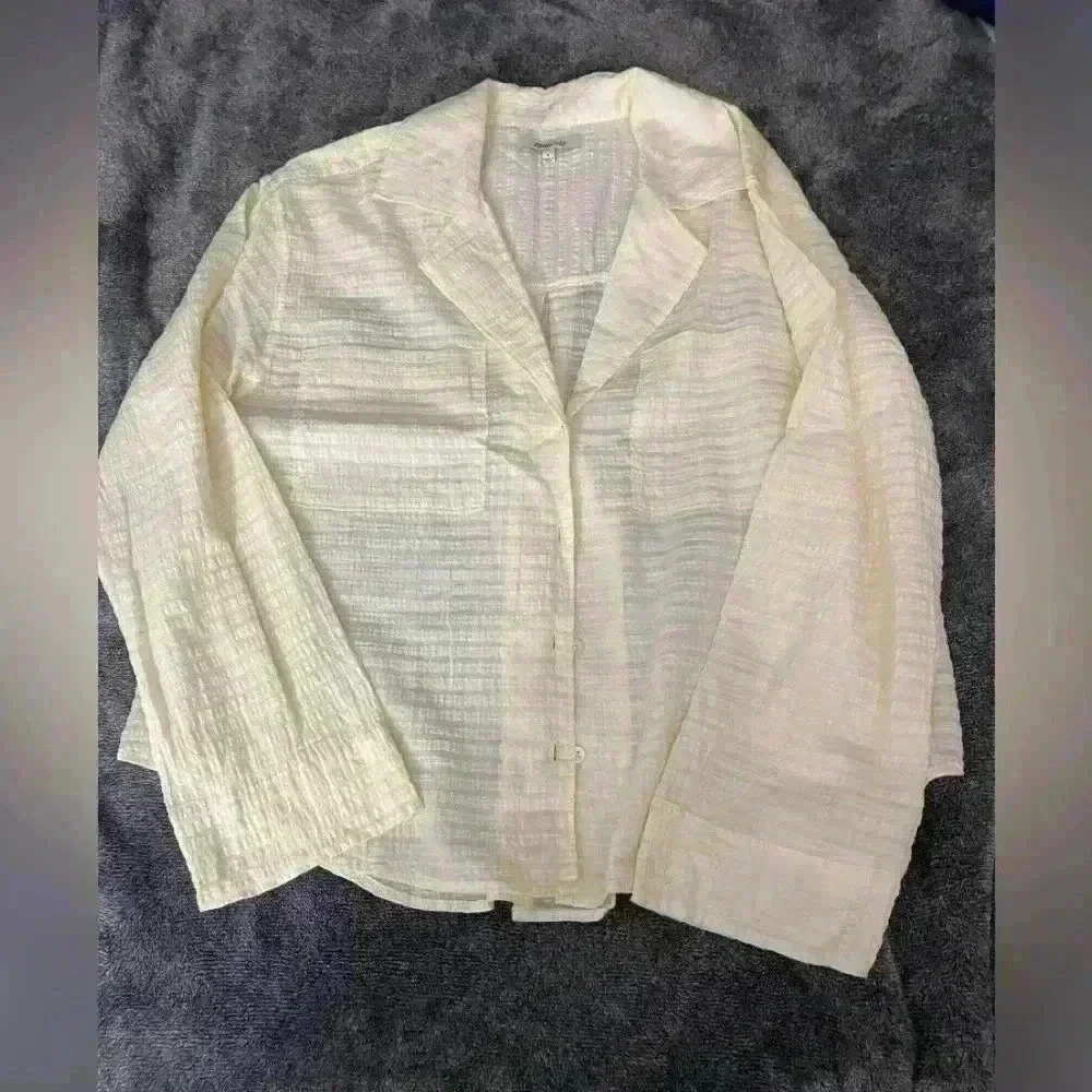 Madewell Button down top size small
